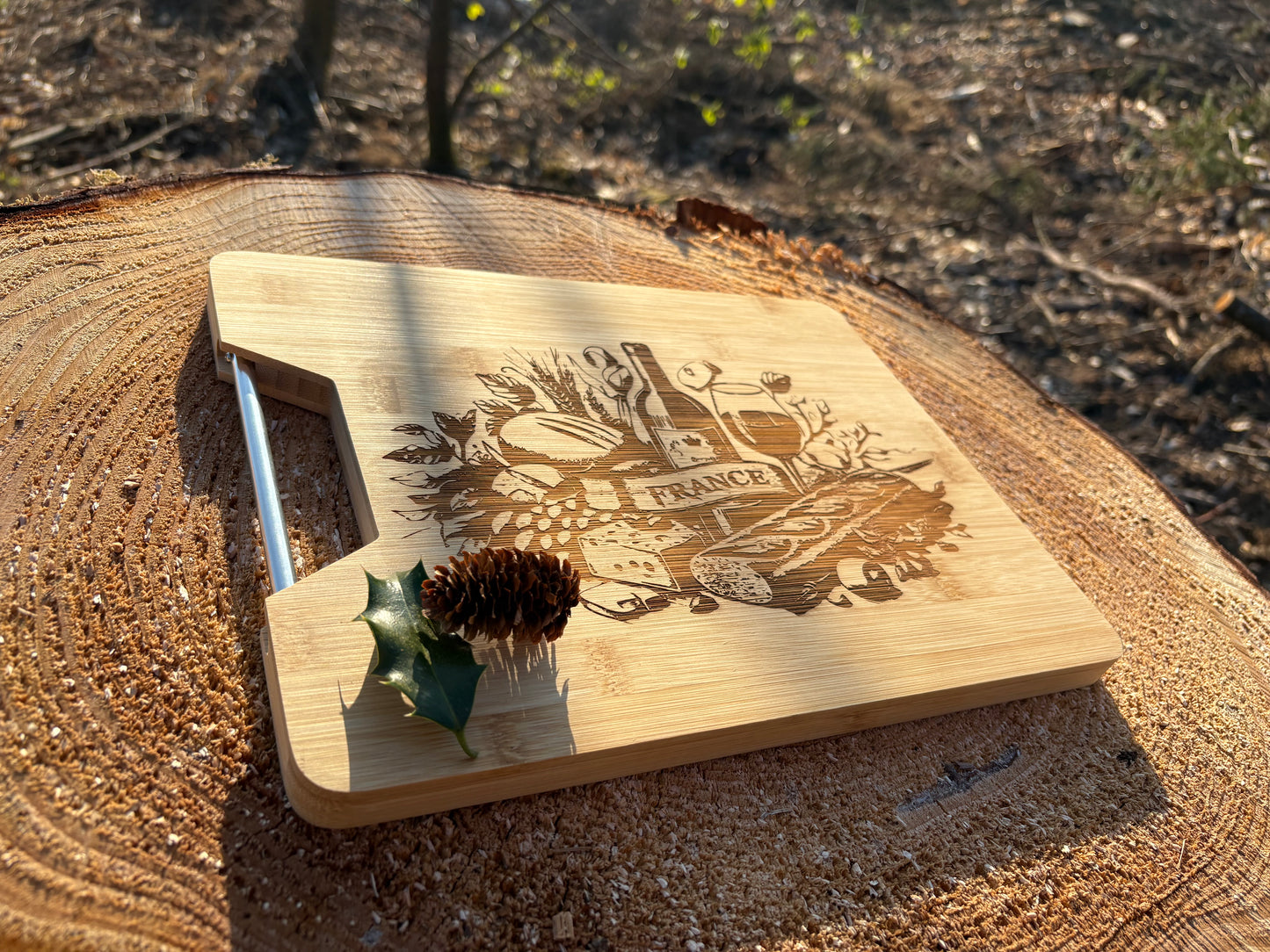 Planche à découper bois gravée Apéro – accessoire convivialité – BANCO