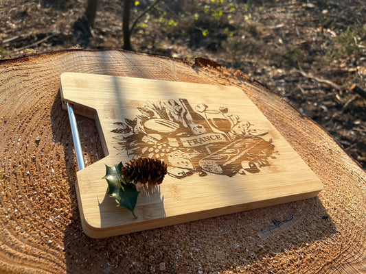 Planche à découper bois gravée Apéro – accessoire convivialité – BANCO