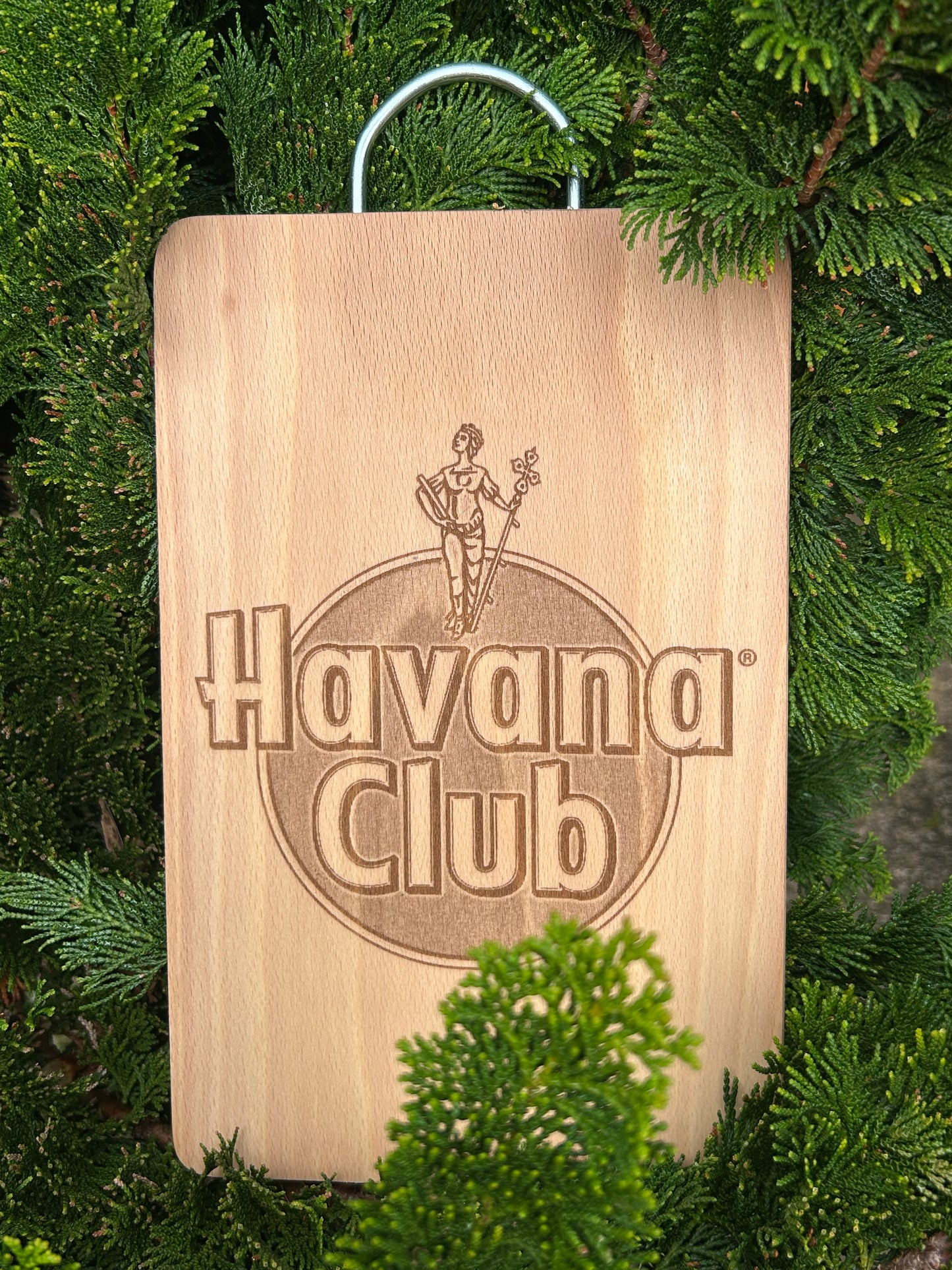 Planche à saucisson bois gravée Havana Club – BANCO-STORE
