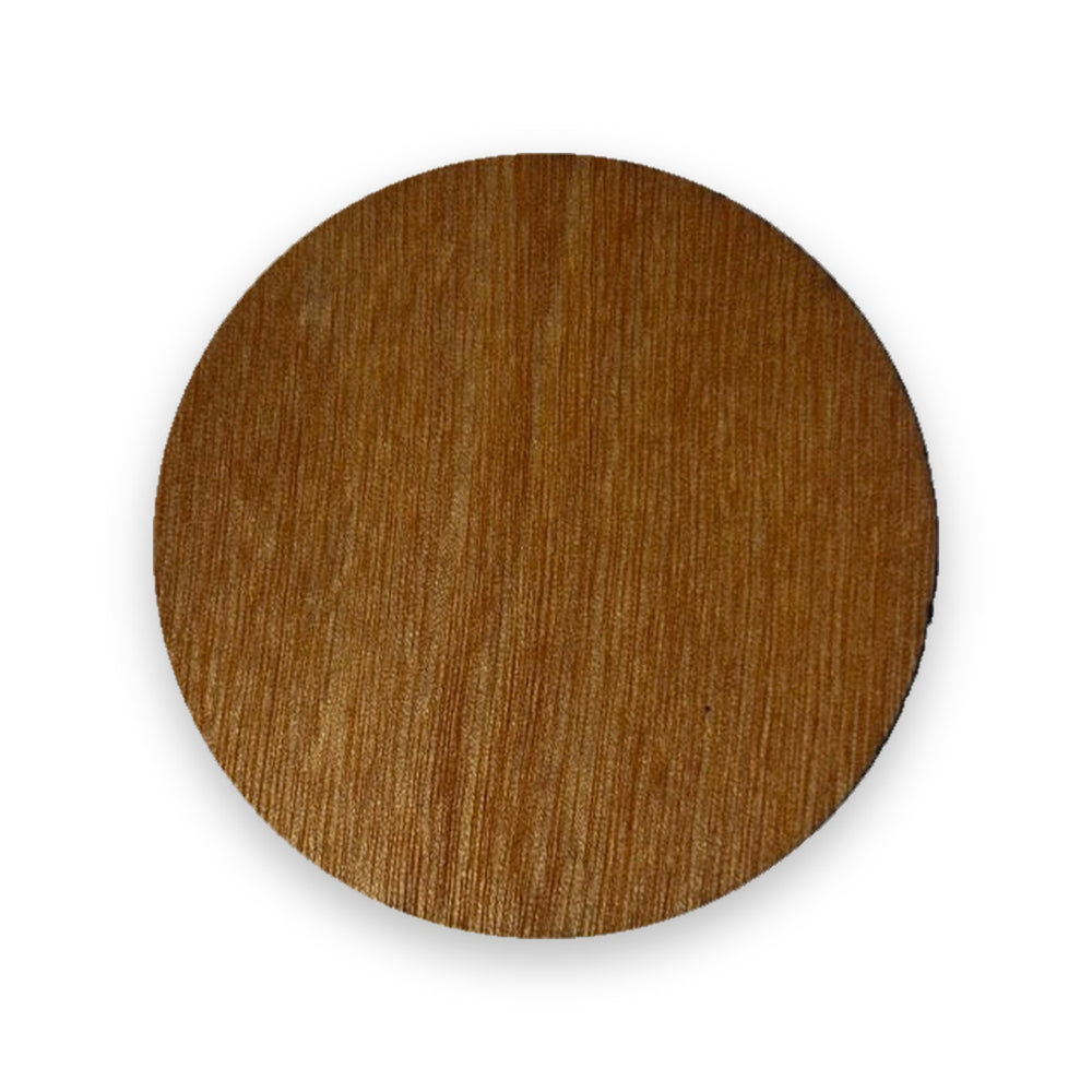 Dessous de verre en bois personnalisé sur fond blanc